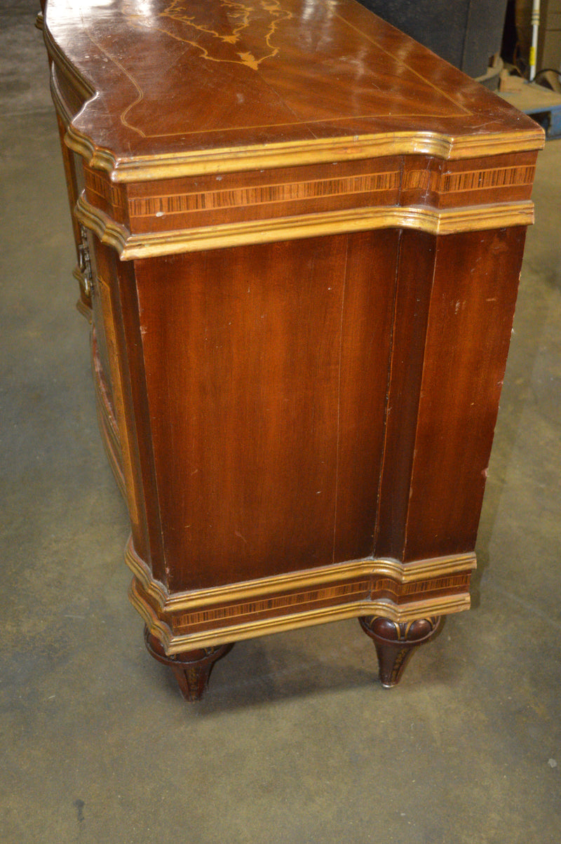 ANTIQUE VICTORIAN CABINET / SIDEBOARD