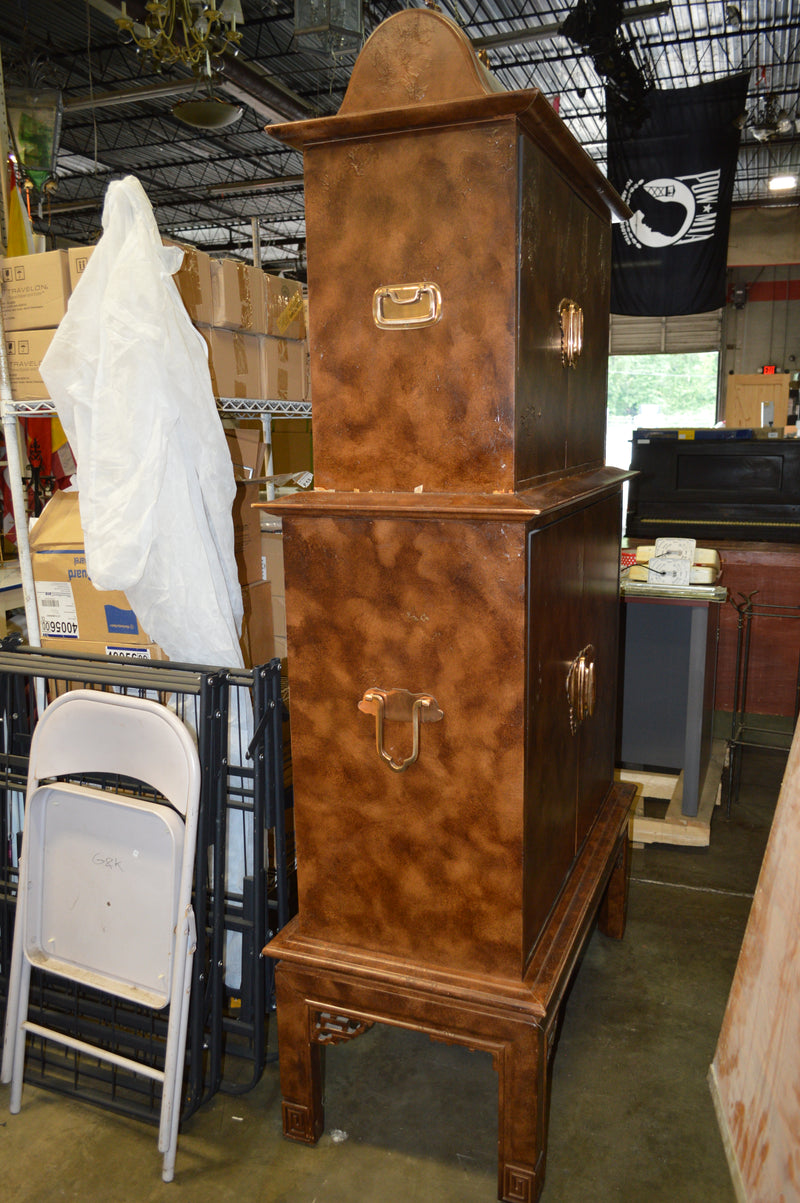 HENREDON CABINET WITH BUILT IN DESK AND WINE RACK