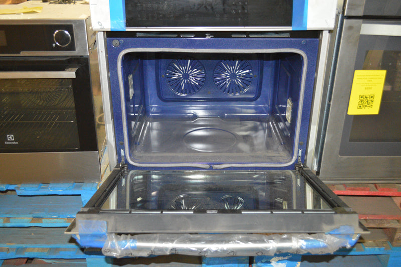 ELECTROLUX STAINLESS 30 INCH WALL OVEN - NEW!