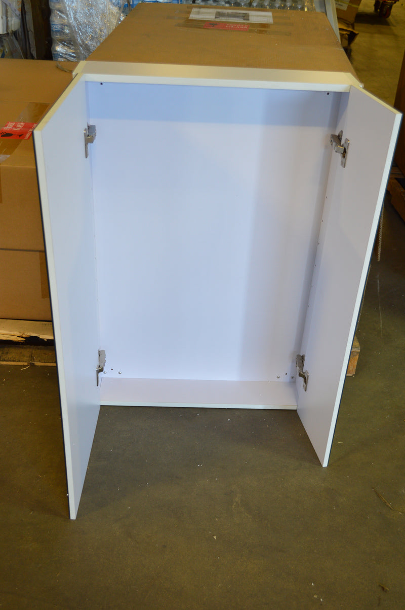 MIRRORED MEDICINE CABINET