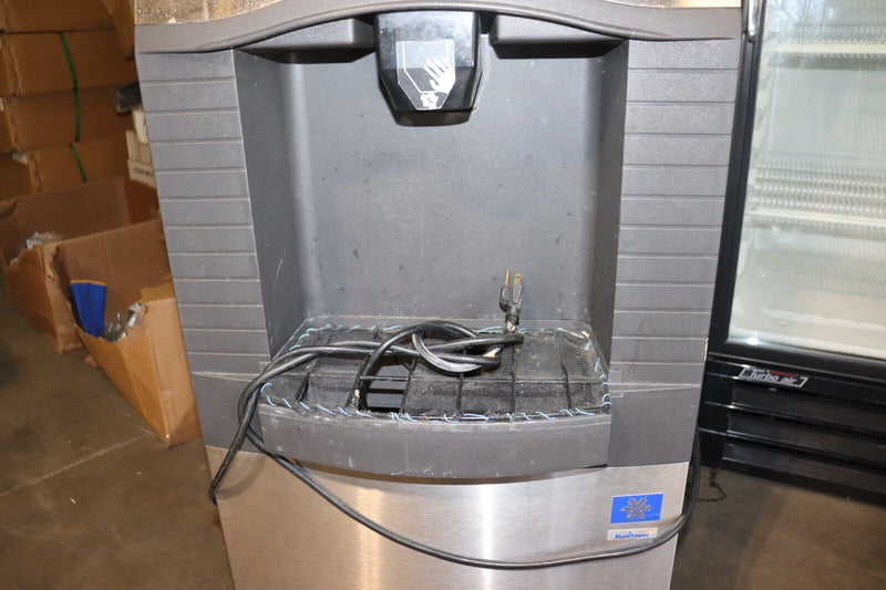 Used Manitowoc 22" Ice Machine & Dispenser with 120 Lbs. Ice Storage Capacity - Air Cooled