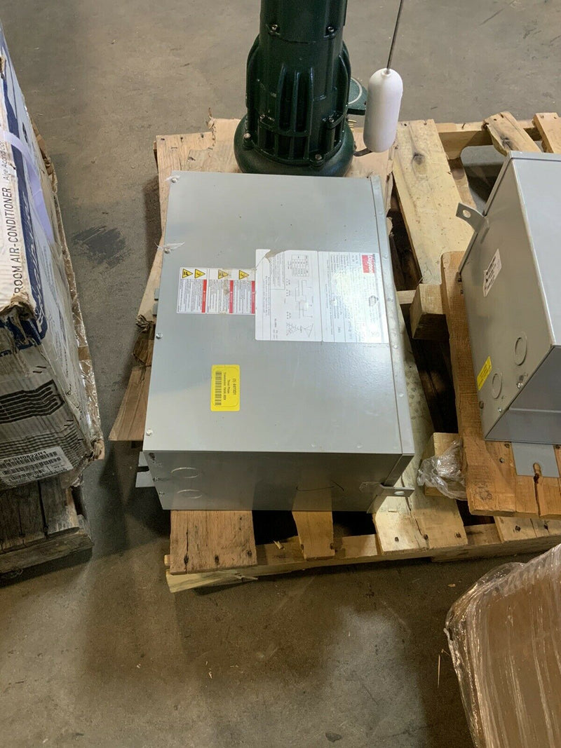`Dayton 3 phase transformer, Model 44yv01