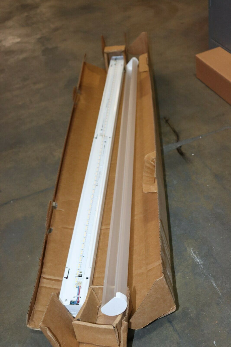 ZL1D series LED strip Light with Drop lens and upligh, Model U219851