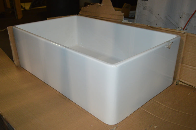 Farmhouse / Apron Sink